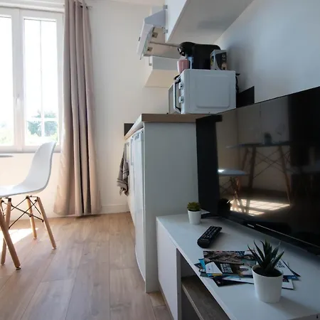 Home2Stay Valognes Exterior photo